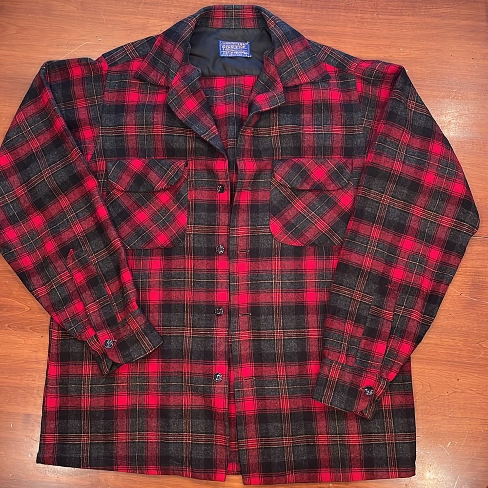 Vintage men’s Pendleton wool board shirt